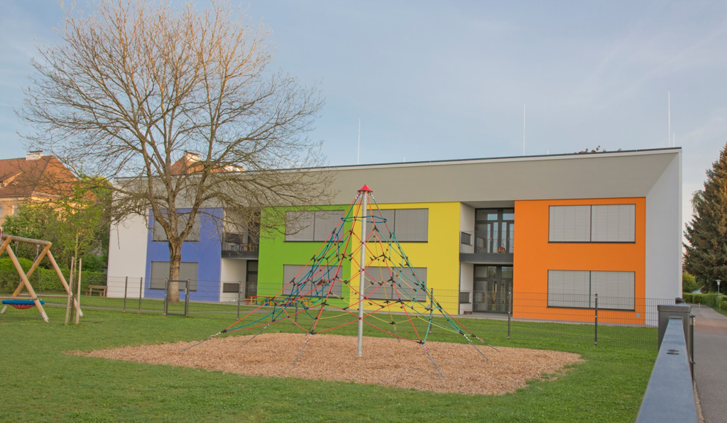 Architekturfotografie Kindergarten Attnang Puchheim