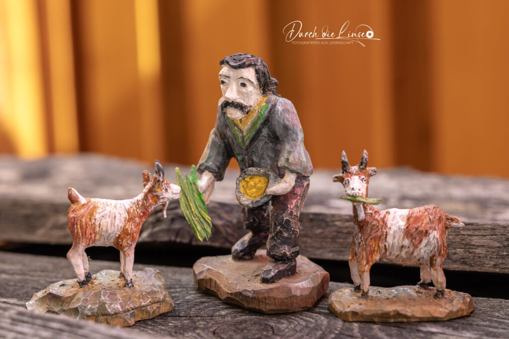 Forever Active, Franz der Schnitzer und seine Figuren