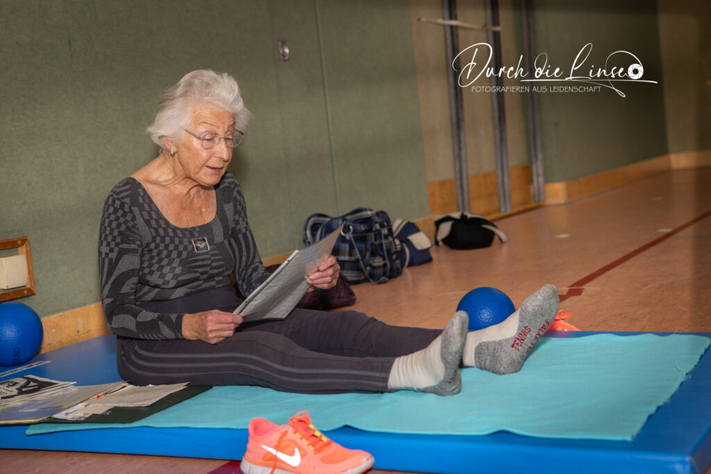 Forever Active, Maria turnt noch immer mit 82 vor der Gruppe